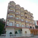 Apartmán Unico Sarandë