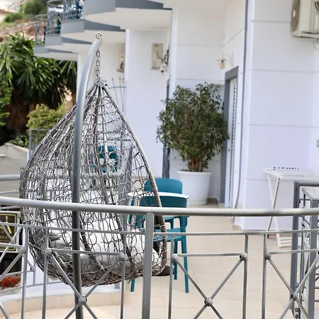 Unico 3* Sarandë