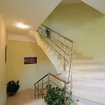 דירה Unico 3*