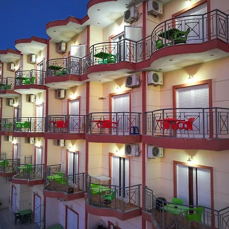 Apartment Unico 3*