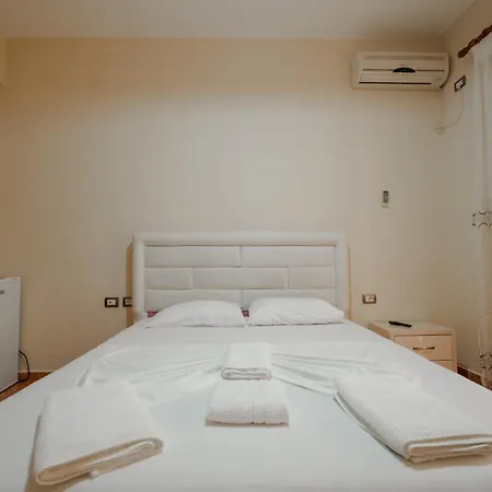Apartment Unico 3*