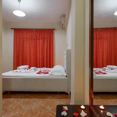 Unico Apartment Sarande