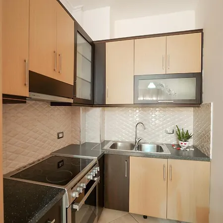 Unico 3* Sarande