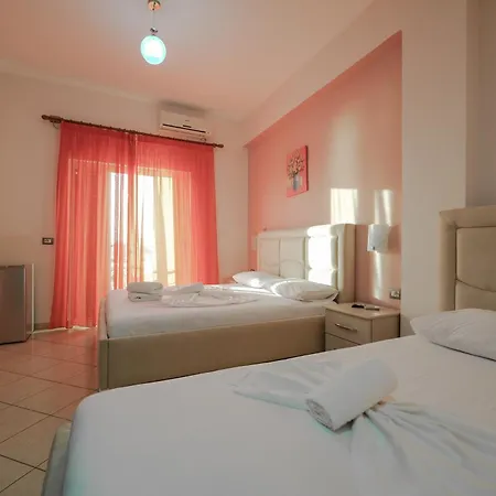 Unico Apartment Sarande