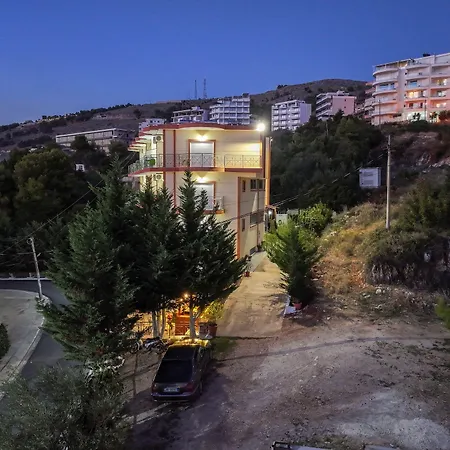 Unico Apartment