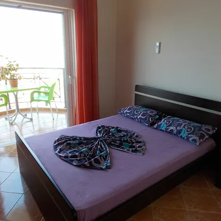 Apartment Unico